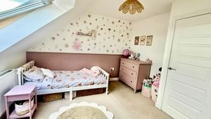 Photo 9- click for photo gallery